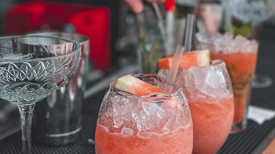 bar bar